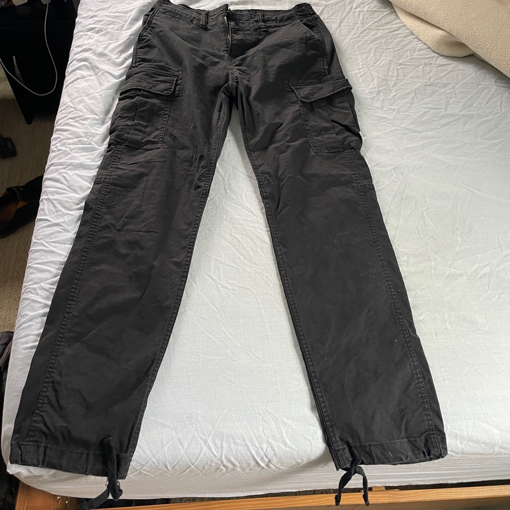 American Eagle Outfitters Men's Dark Cargo Pants